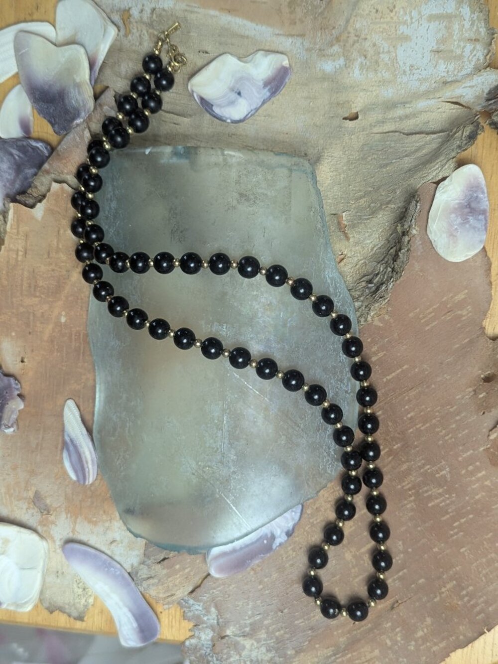 VINTAGE BLACK BEAD FAUX ONYX KNOTTED NECKLACE SIGNED MONET ESTATE